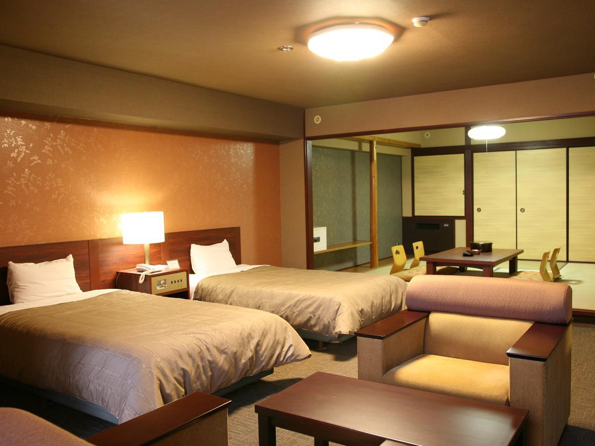 Hotel Kirishima Castle Exterior photo
