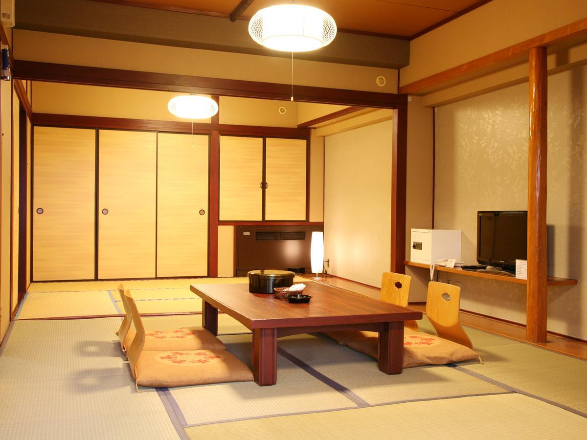 Hotel Kirishima Castle Exterior photo